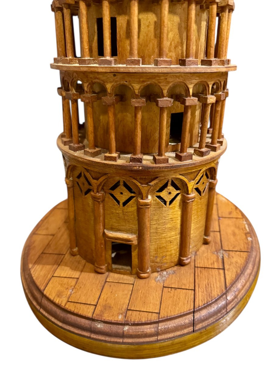 Grand Tour – Modellino della Torre di Pisa in legno – XIX secolo.-photo-3