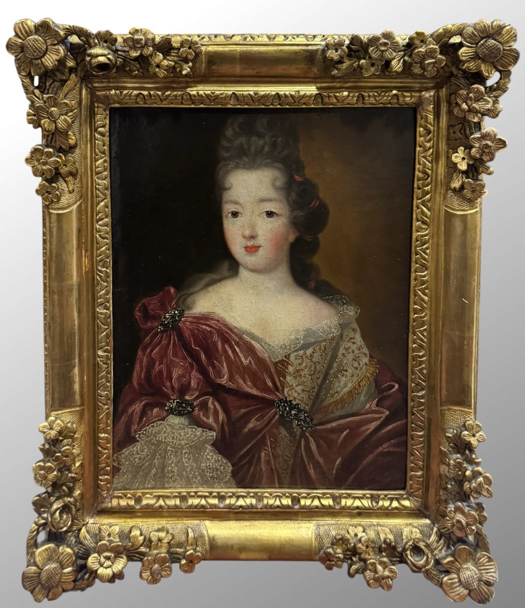 Portrait d'une jeune noble dame – Huile sur toile sous cadre doré – Louis XV