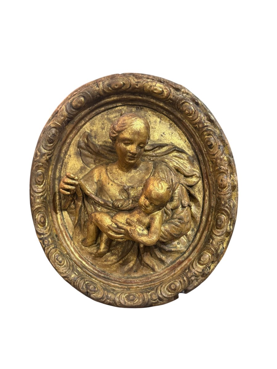 Madonna con Bambino – Antico Altorilievo Sacro in Legno Dorato del XVIII secolo-photo-2
