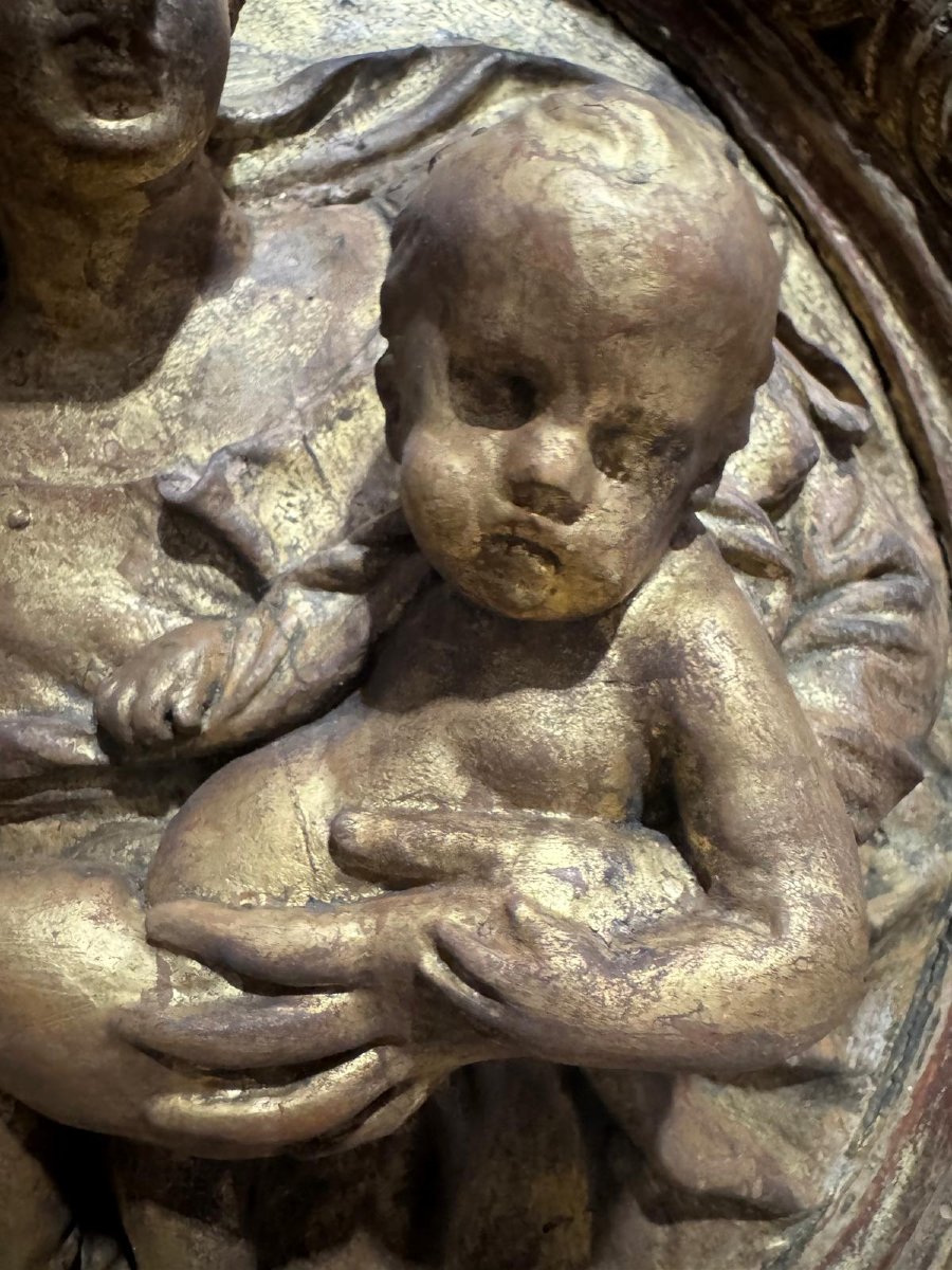 Madonna con Bambino – Antico Altorilievo Sacro in Legno Dorato del XVIII secolo-photo-4