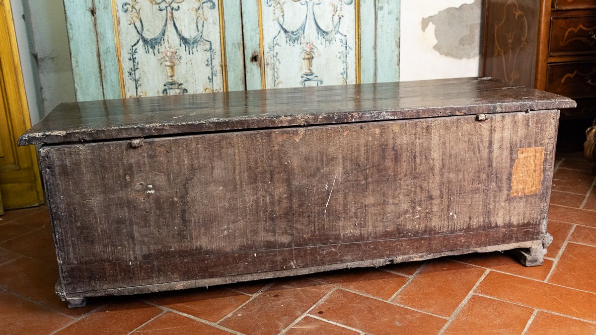 Cassapanca in noce con formelle scolpite, antiquariato veneziano '600-photo-5