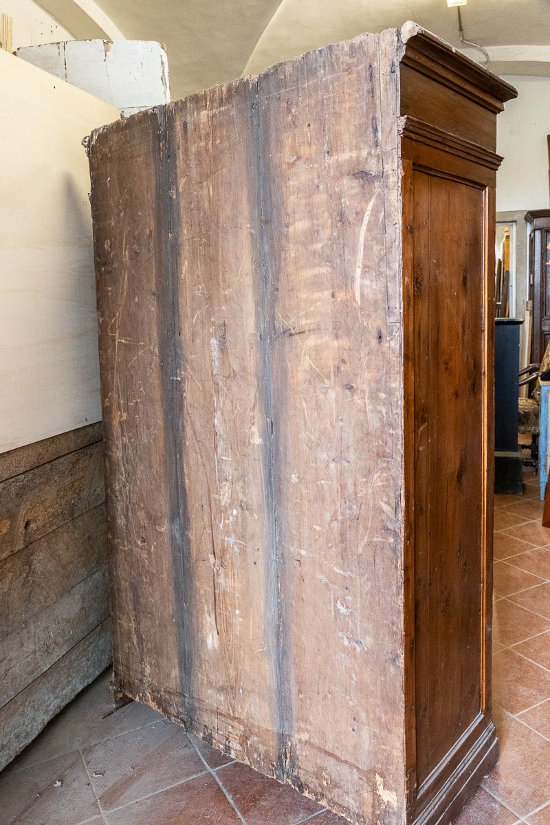 Antico stipo in abete a due porte con lesene, Toscana XVII secolo-photo-7