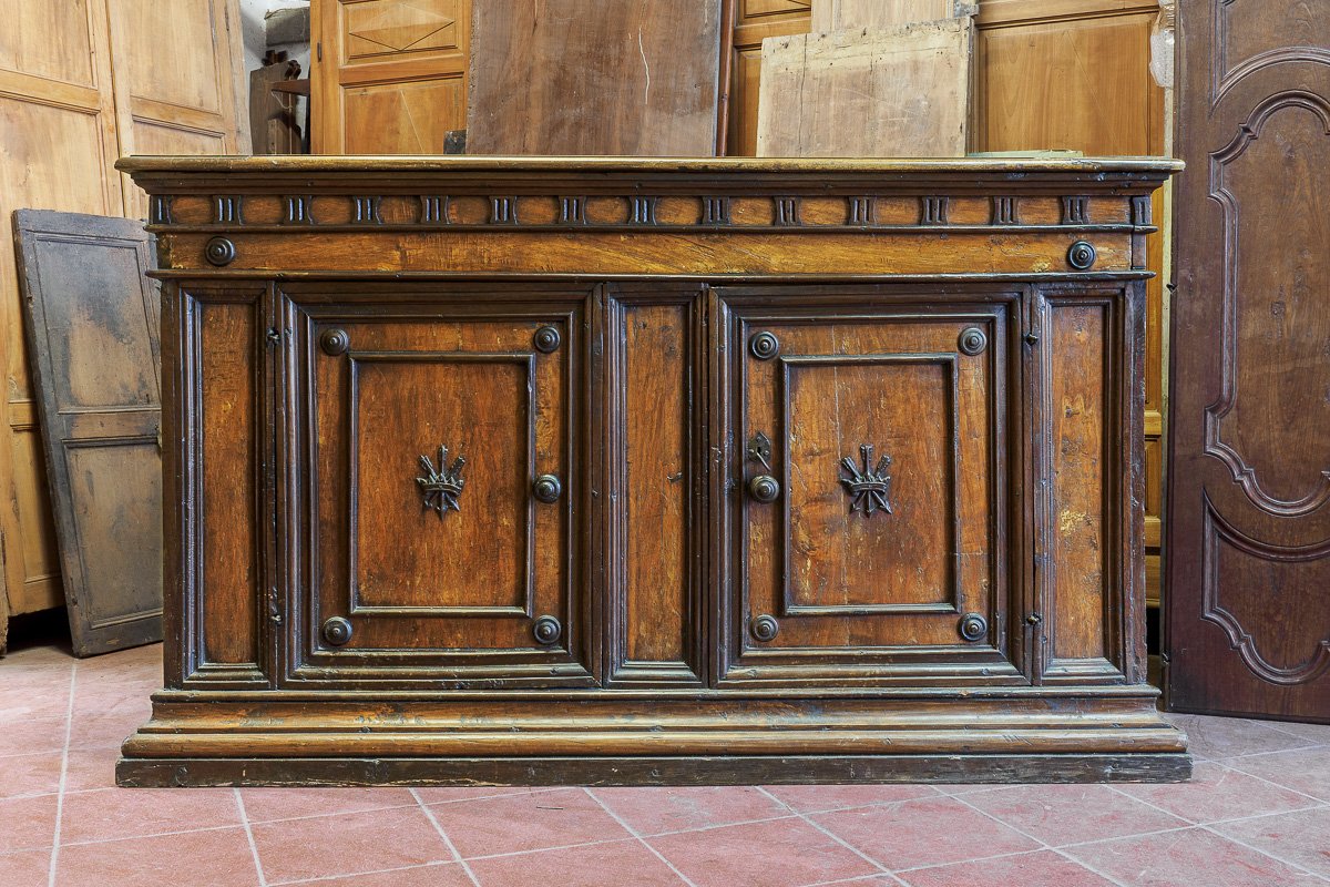 Rara Credenza in Gattice e Noce con Fregio a Triglifi - Toscana 1600-photo-3
