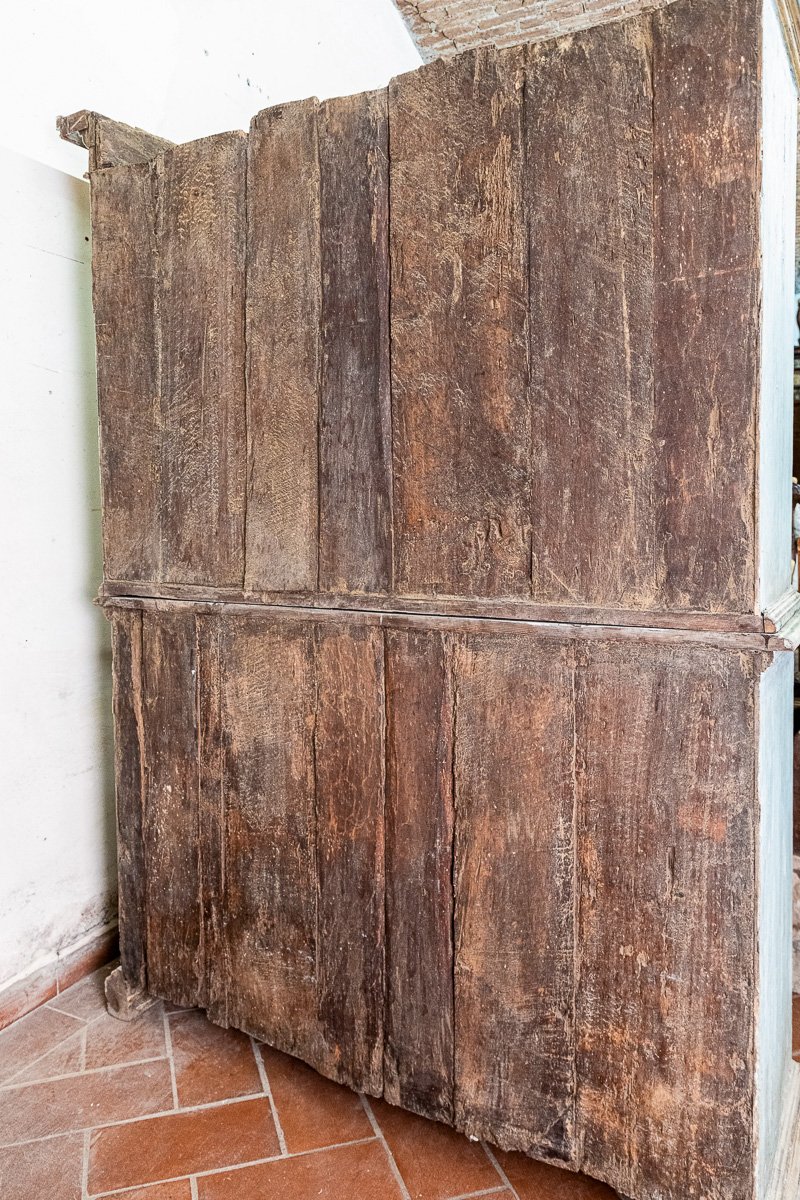 Credenza toscana a doppio corpo dipinta con motivi floreali, XVII secolo-photo-5