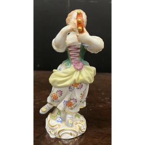 Meissen statuina in porcellana 