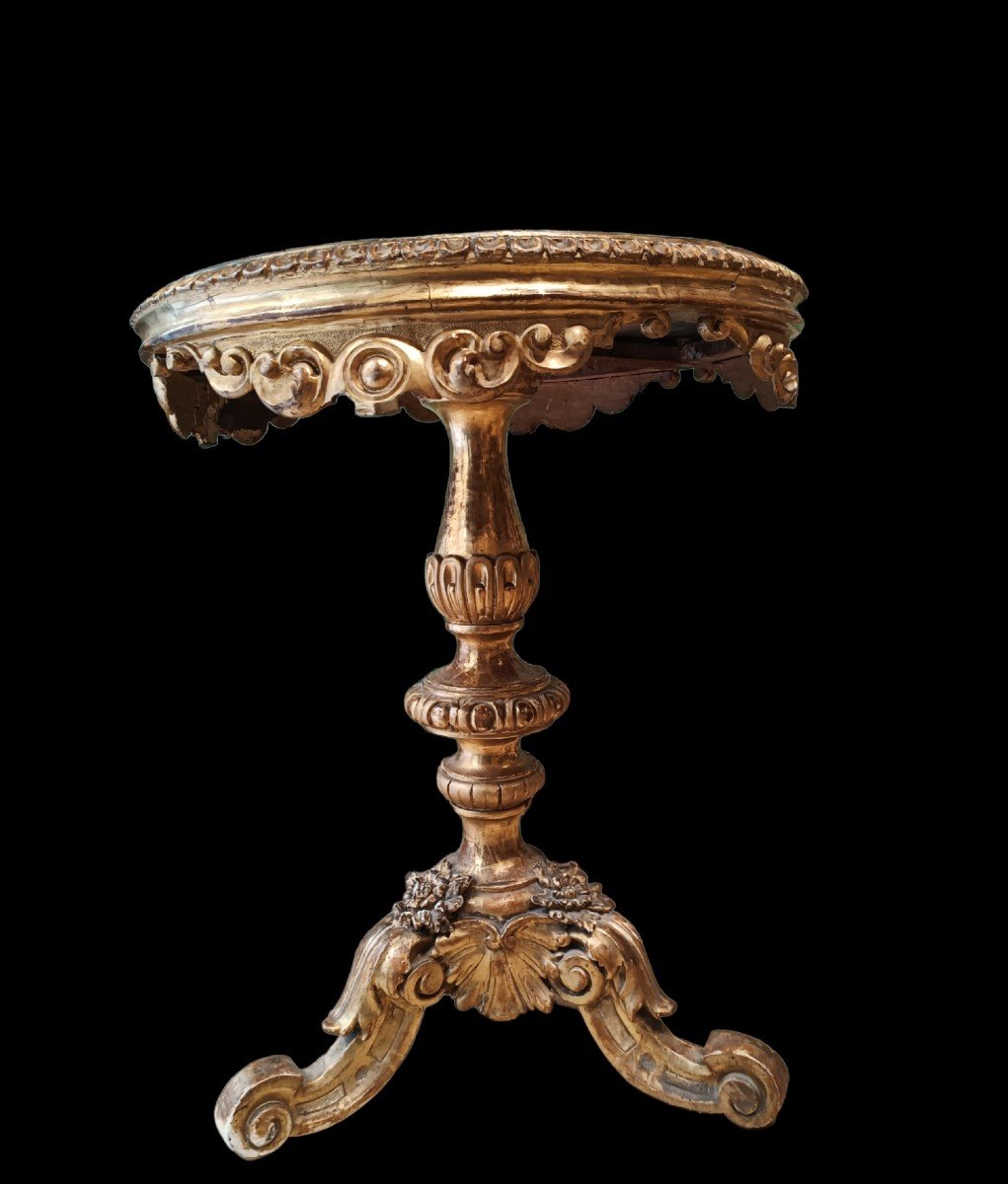 Importante tavolino in legno intagliato e dorato con piano in commesso di pietre dure,Firenze.-photo-3