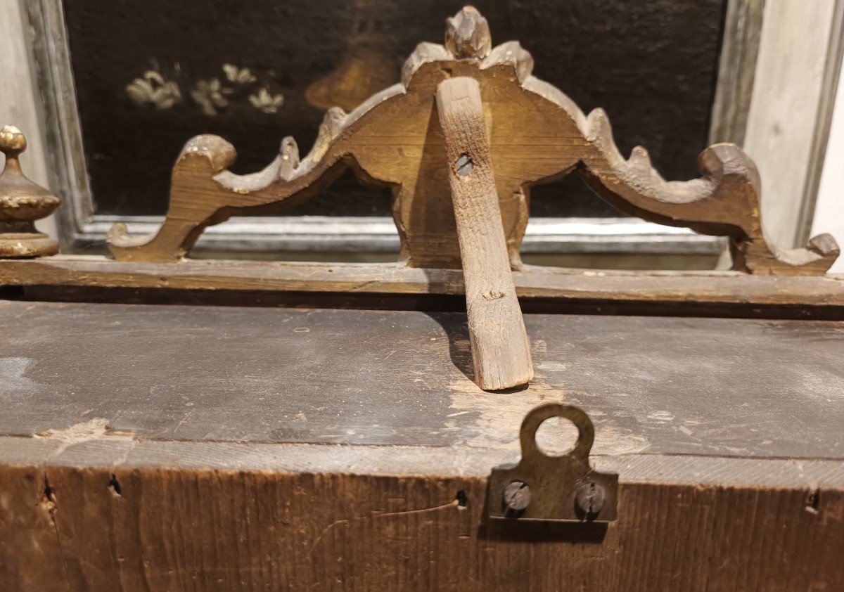 Vetrinetta pensile in legno dorato e pastiglia. Epoca Luigi XVI.-photo-3