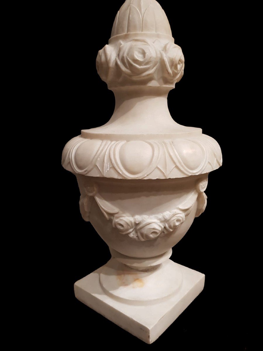 Vaso in marmo bianco scolpito.  Italia  fine XIX -inizio XX secolo.-photo-2