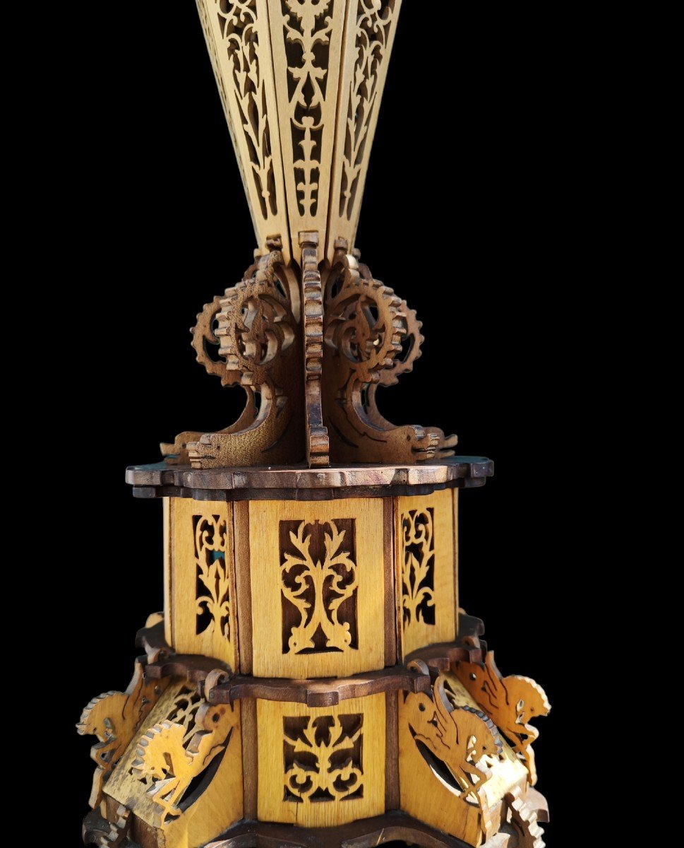 Coppia di candelabri in legno traforato. Italia ,fine XIX secolo-photo-3