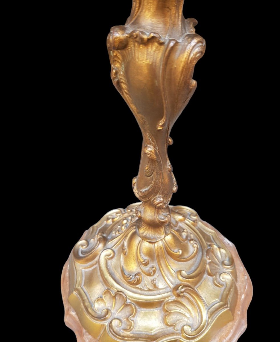 Coppia di candelabri in  bronzo dorato . Francia fine XIX secolo.-photo-1
