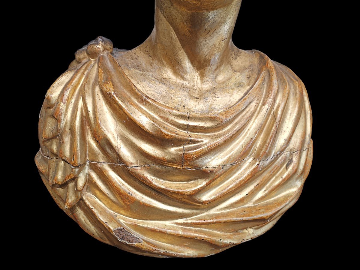 Busto maschile  all'antica in legno  dorato. Italia,XVII secolo.-photo-2