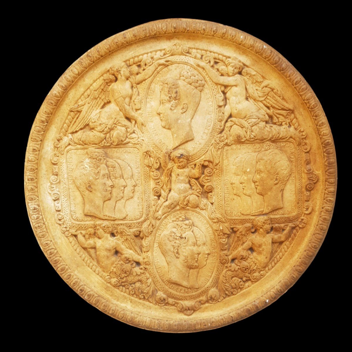 Coppia di ovali in gesso raffiguranti regnanti Francesi. Francia,1846.-photo-3