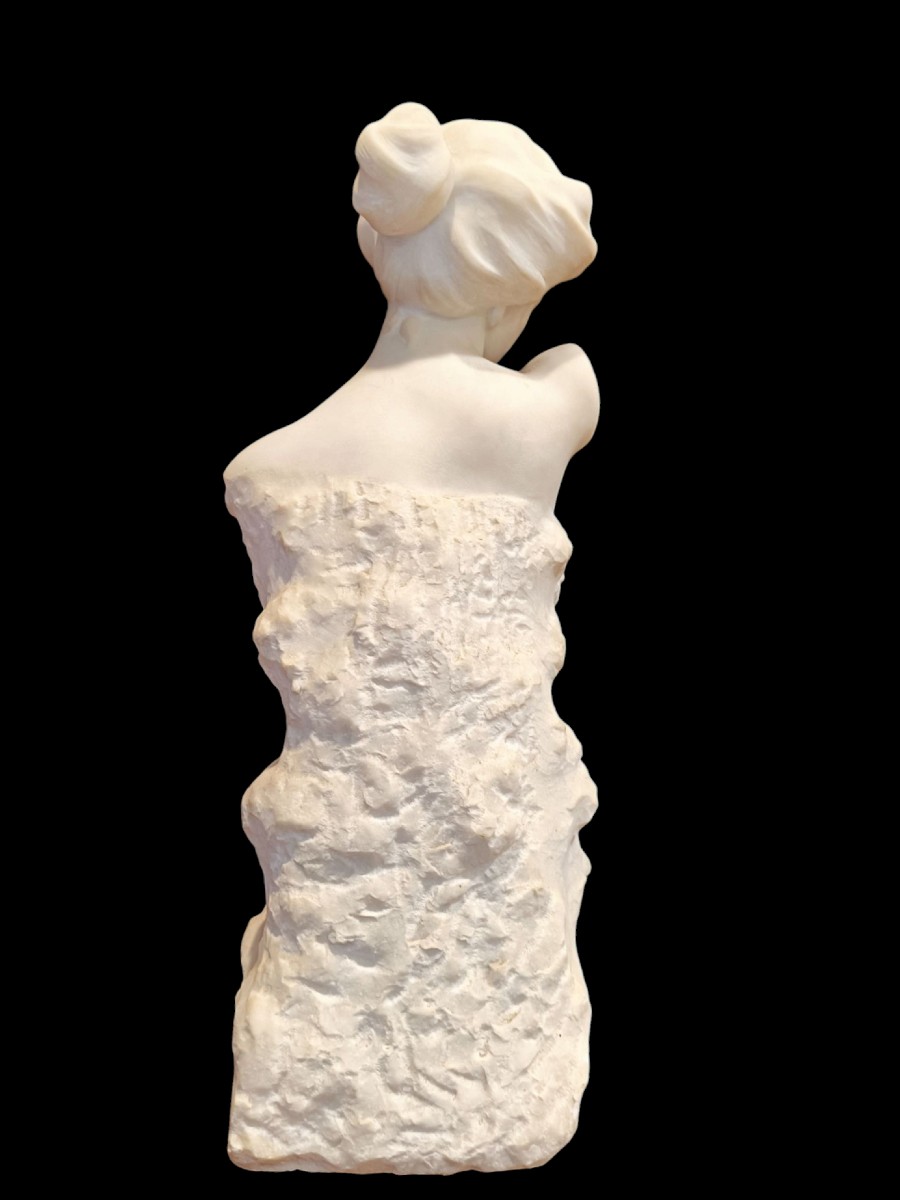 Scultura in marmo bianco.1900 circa.-photo-1