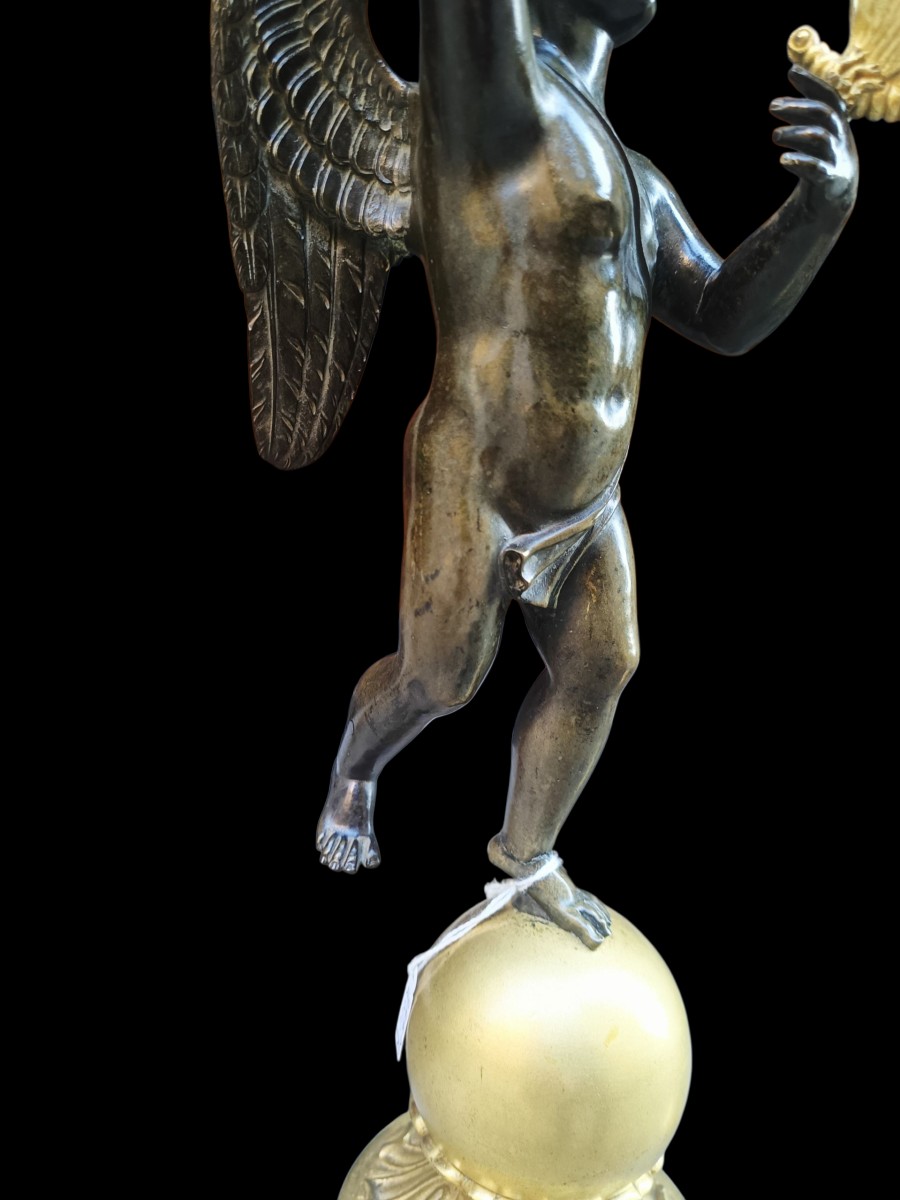 Coppia di grandi candelabri in bronzo dorato.Francia,inizio XIX secolo.-photo-1