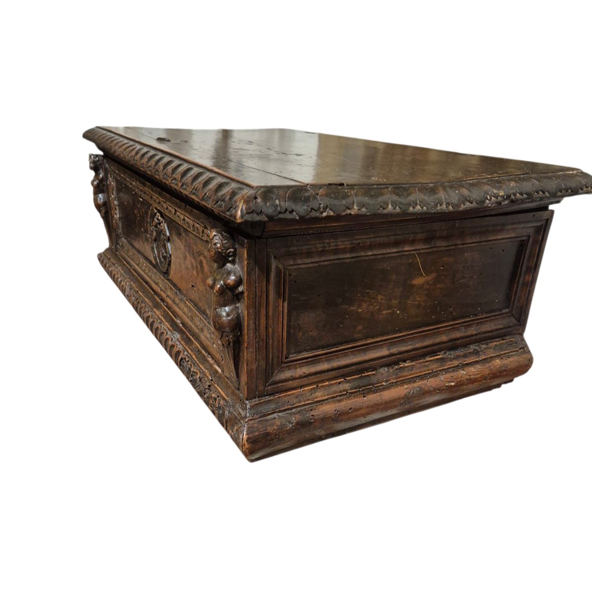 Modellino di cassone in legno. Toscana,fine XVI secolo.-photo-2