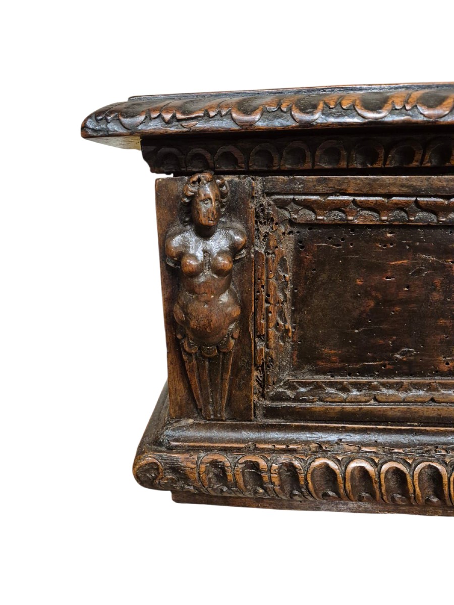 Modellino di cassone in legno. Toscana,fine XVI secolo.-photo-3
