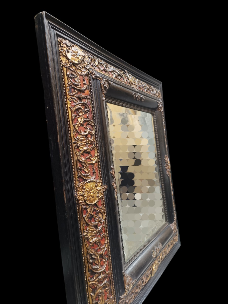 Specchiera in legno ebanizzato,tartaruga e ottone. Nord europa,fine XVIII secolo.-photo-2