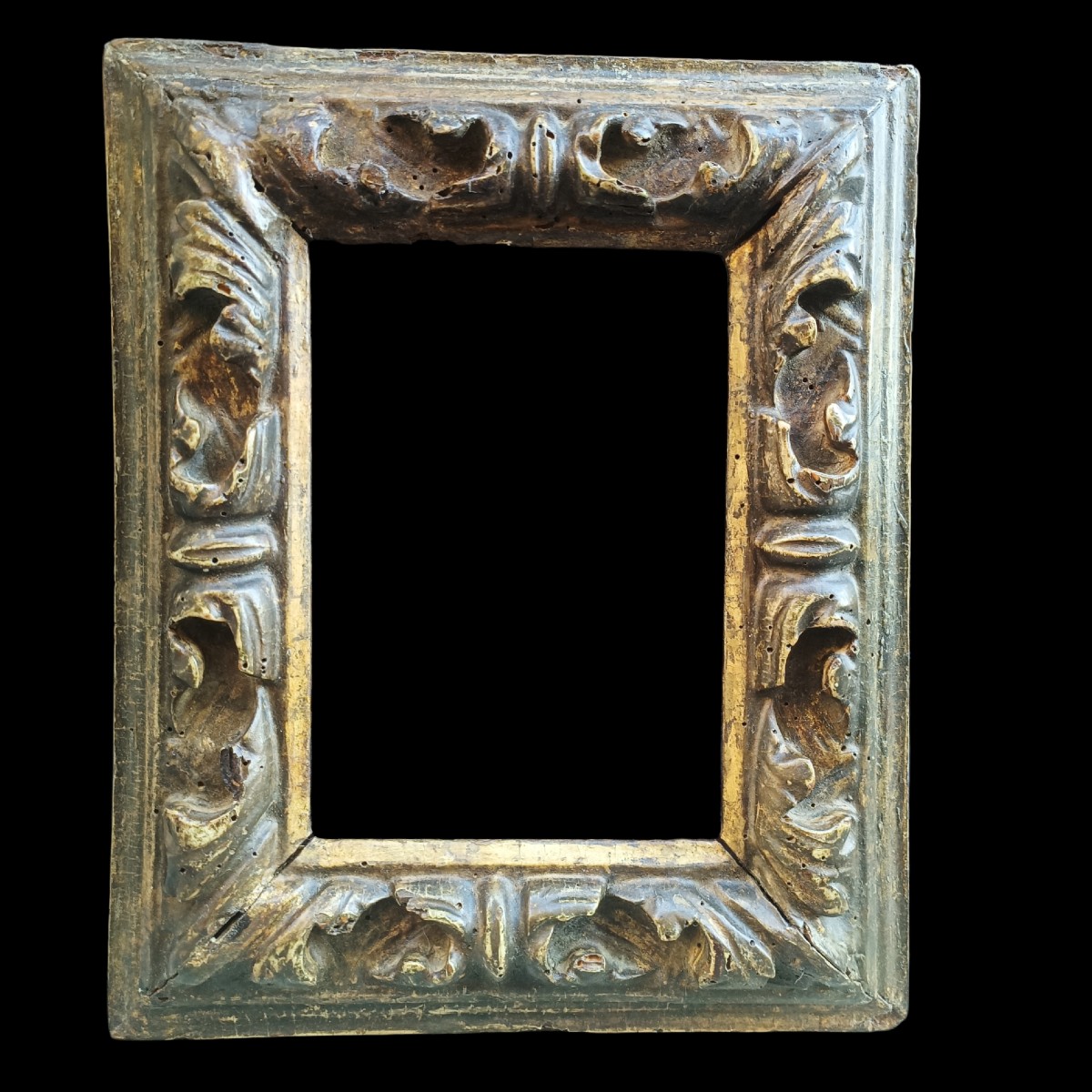 Cornice in legno argentato.Lombardia,inizio XVIII secolo.