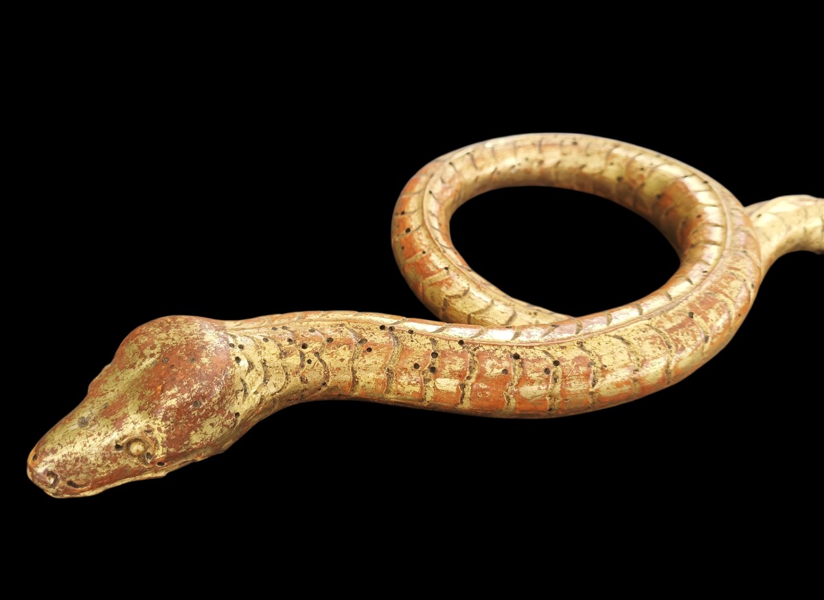Scultura raffigurante serpente in legno dorato.Italia,fine XVIII secolo.-photo-3