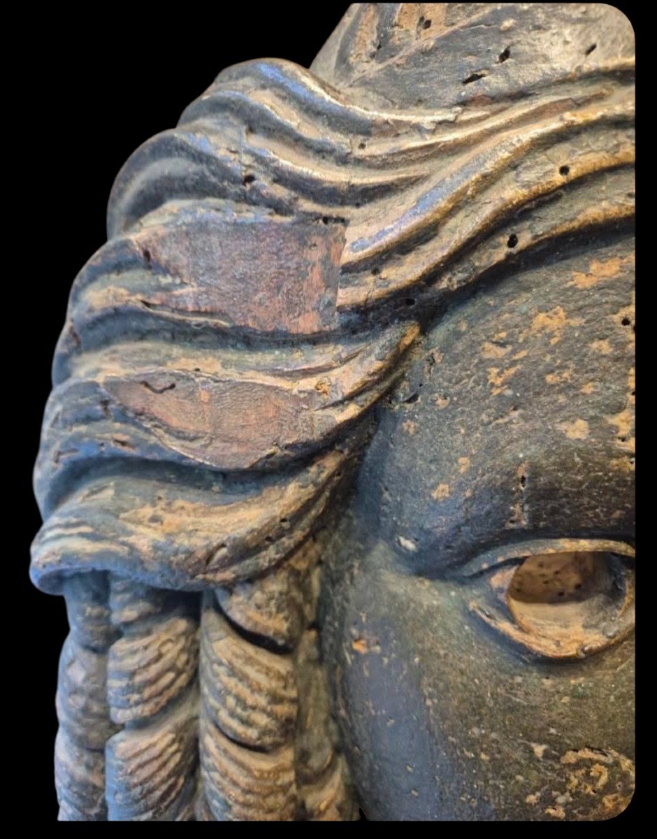 Grande maschera da teatro in legno dipinto.Italia,XVIII secolo.-photo-1