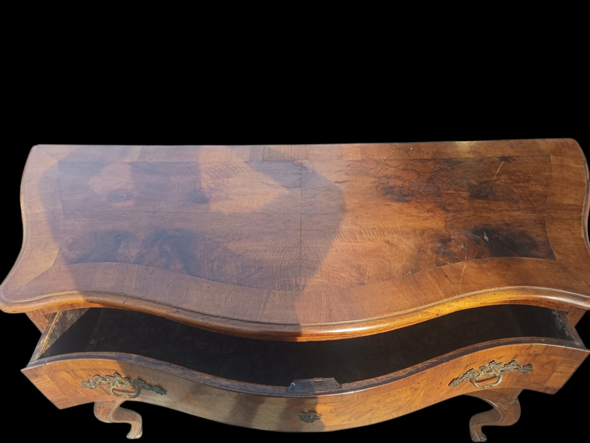 Cassettone in legno lastronato.Veneto,XVIII secolo.-photo-3