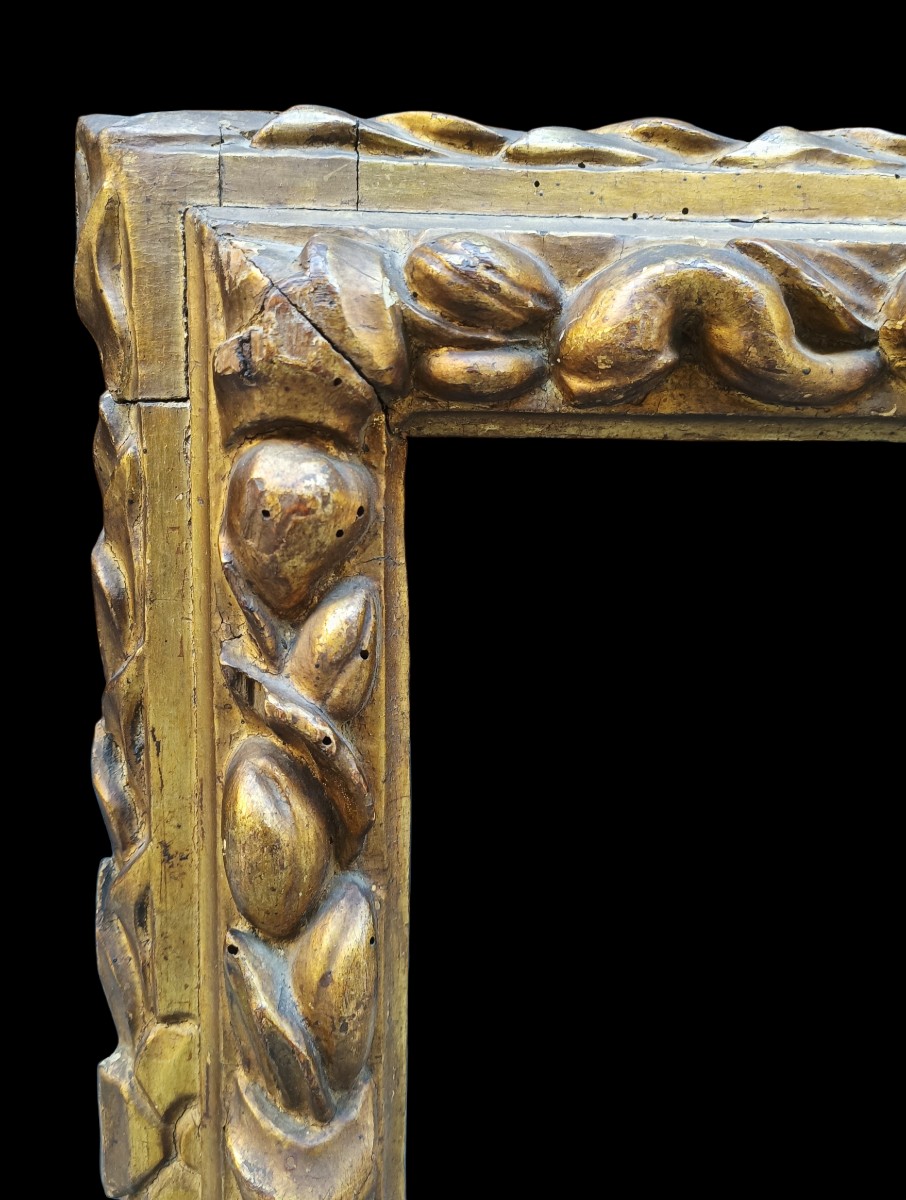 Cornice in legno dorato.Emilia,XVII secolo.-photo-2