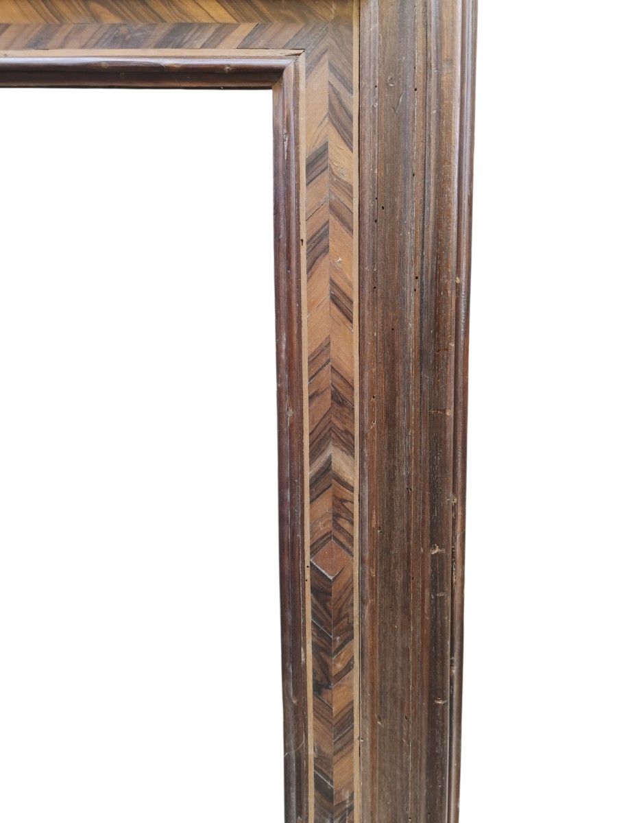 Cornice in legno intarsiato.Italia centrale,XVIII secolo.-photo-3