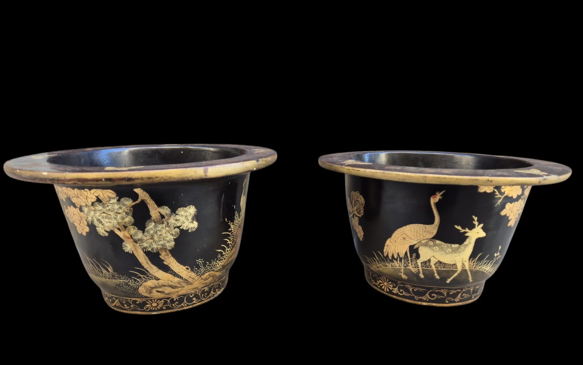 Coppia di vasi in cartapesta e legno decorati a cinoiserie.Fine,XIX secolo.-photo-2