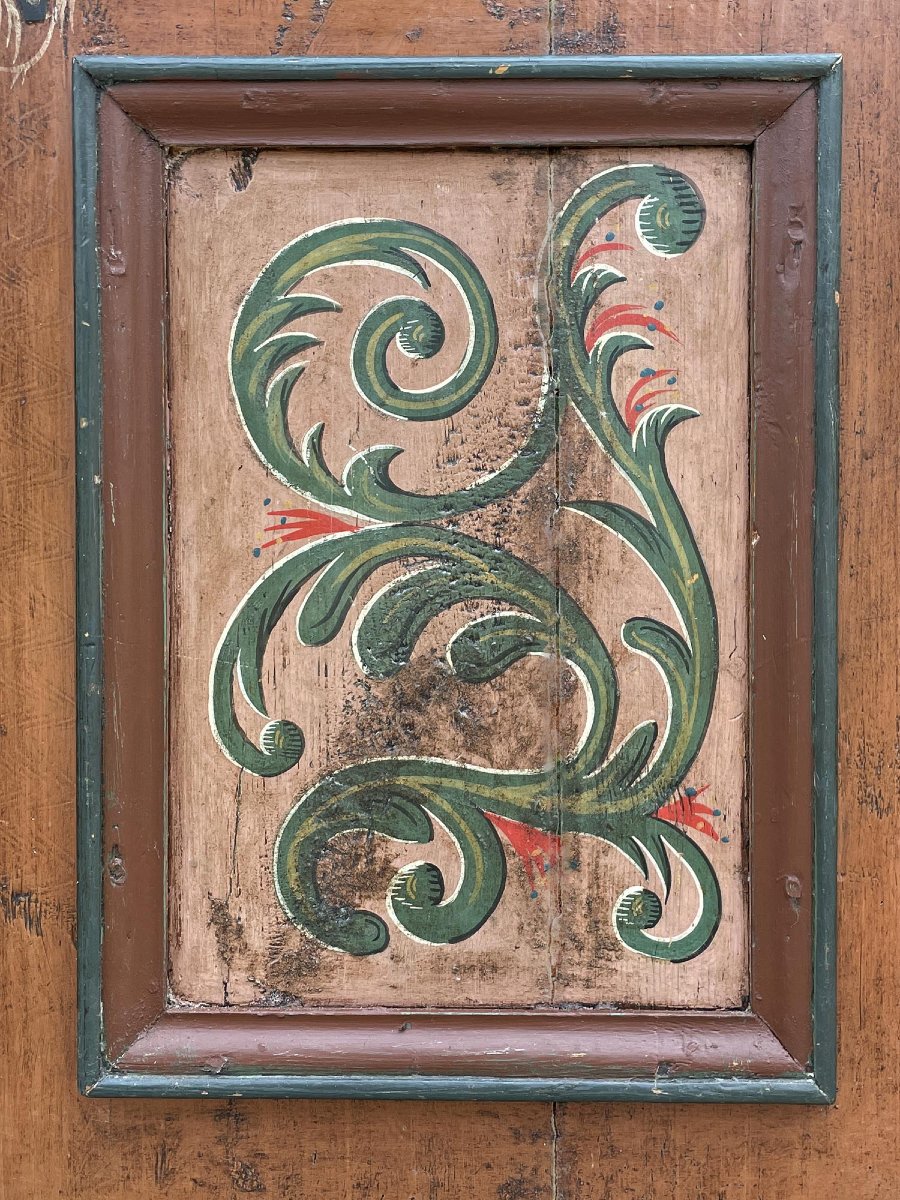 Armadio Dipinto con Fiori datato 1743-photo-3