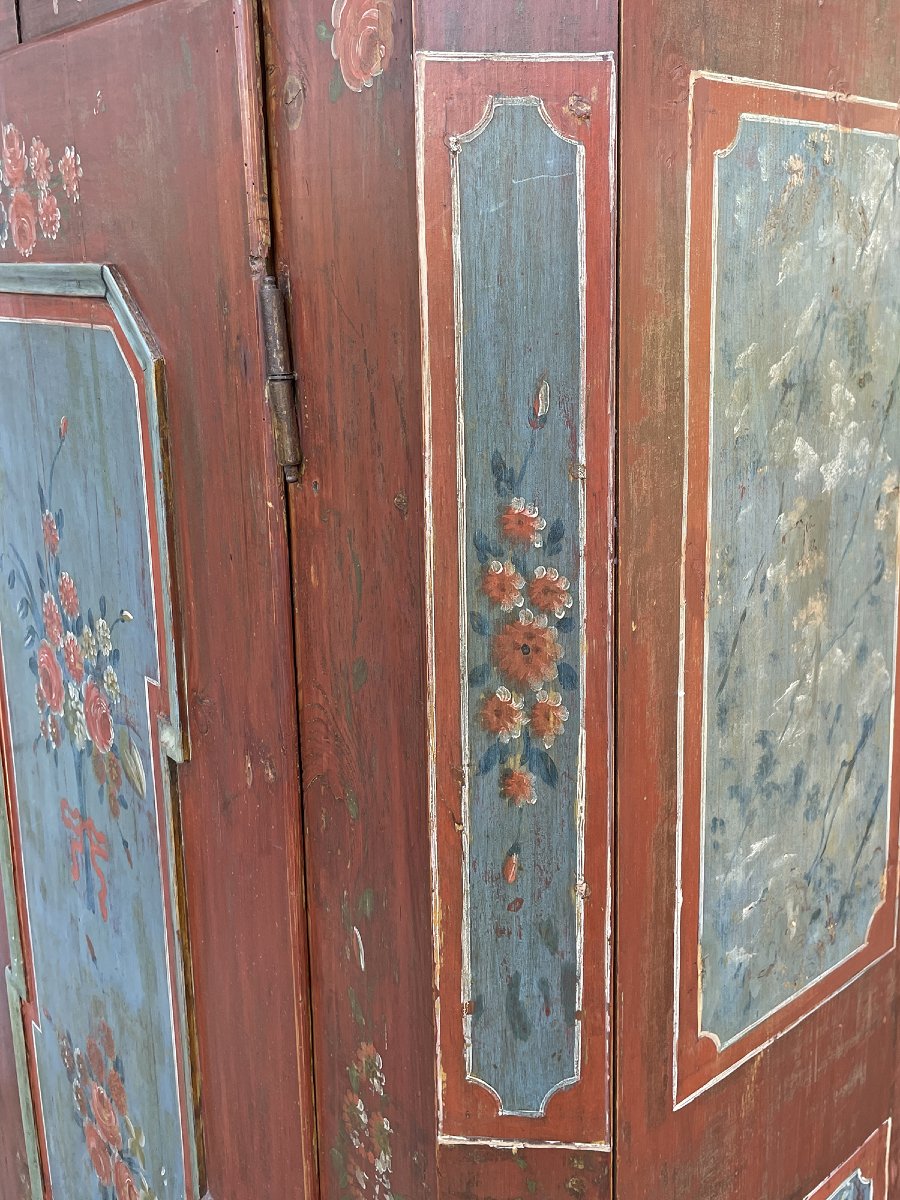 Armadio Dipinto Tirolese Rosso con Fiori, datato 1818  -photo-1