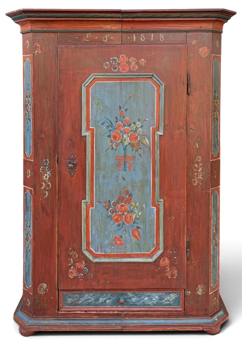 Armadio Dipinto Tirolese Rosso con Fiori, datato 1818  
