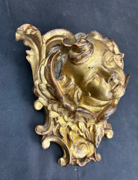 Putto in legno intagliato e dorato-photo-2