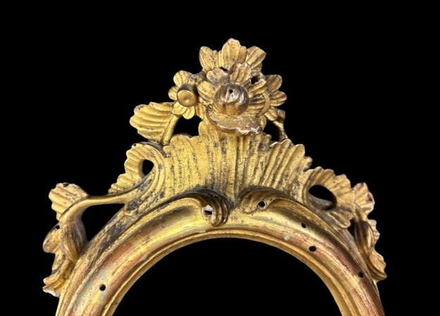 Coppia di cornici in legno intagliato e dorato-photo-4