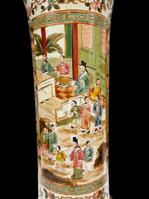 Coppia di vasi piemontesi in terracotta decorata a cineserie con basi in bronzo dorato-photo-2