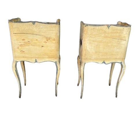 Coppia di mobiletti da centro laccati genovesi con coperchi dipinti a finto marmo-photo-1