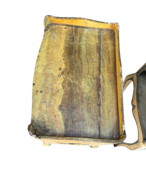 Coppia di mobiletti da centro laccati genovesi con coperchi dipinti a finto marmo-photo-3