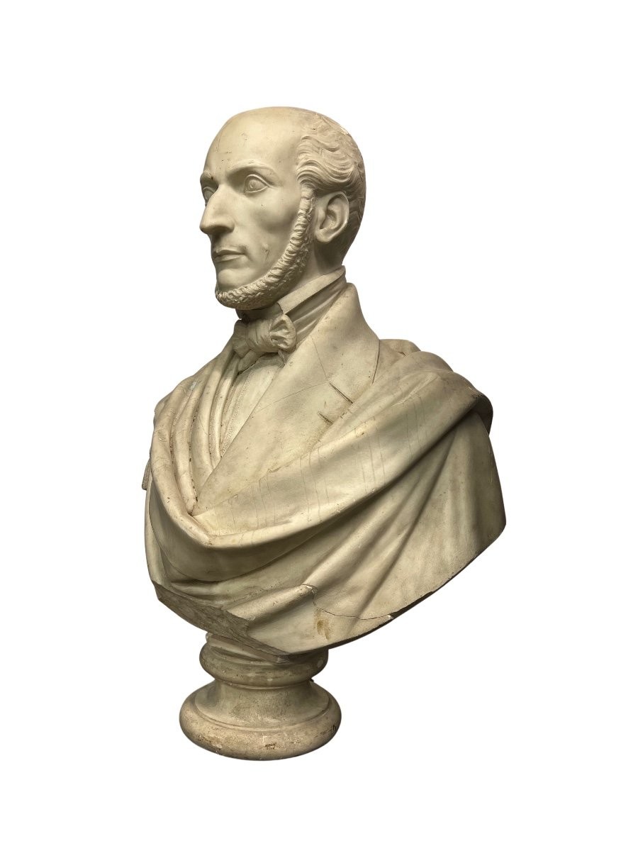 Busto virile in marmo bianco firmato al retro B. Pollari 1849;