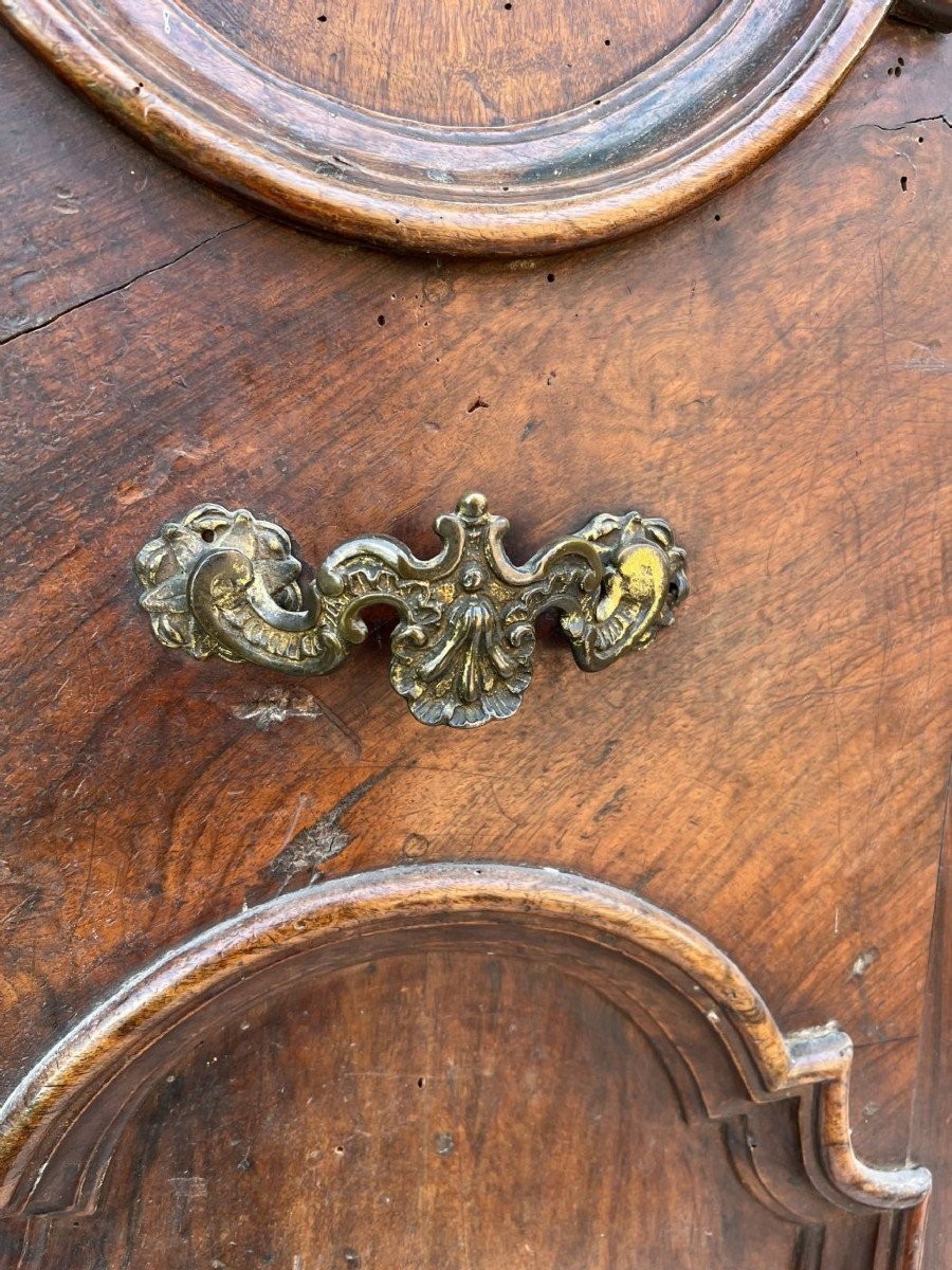 porta a due battenti con formelle in radica di noce e maniglie in bronzo dorato, Marche-photo-2