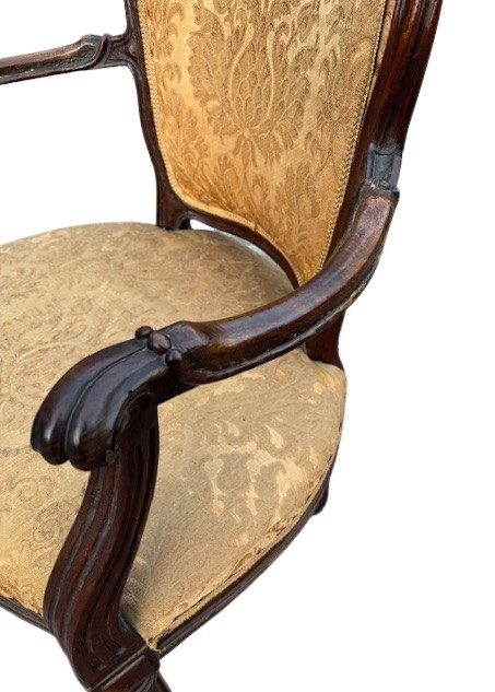 poltrona in noce-photo-2