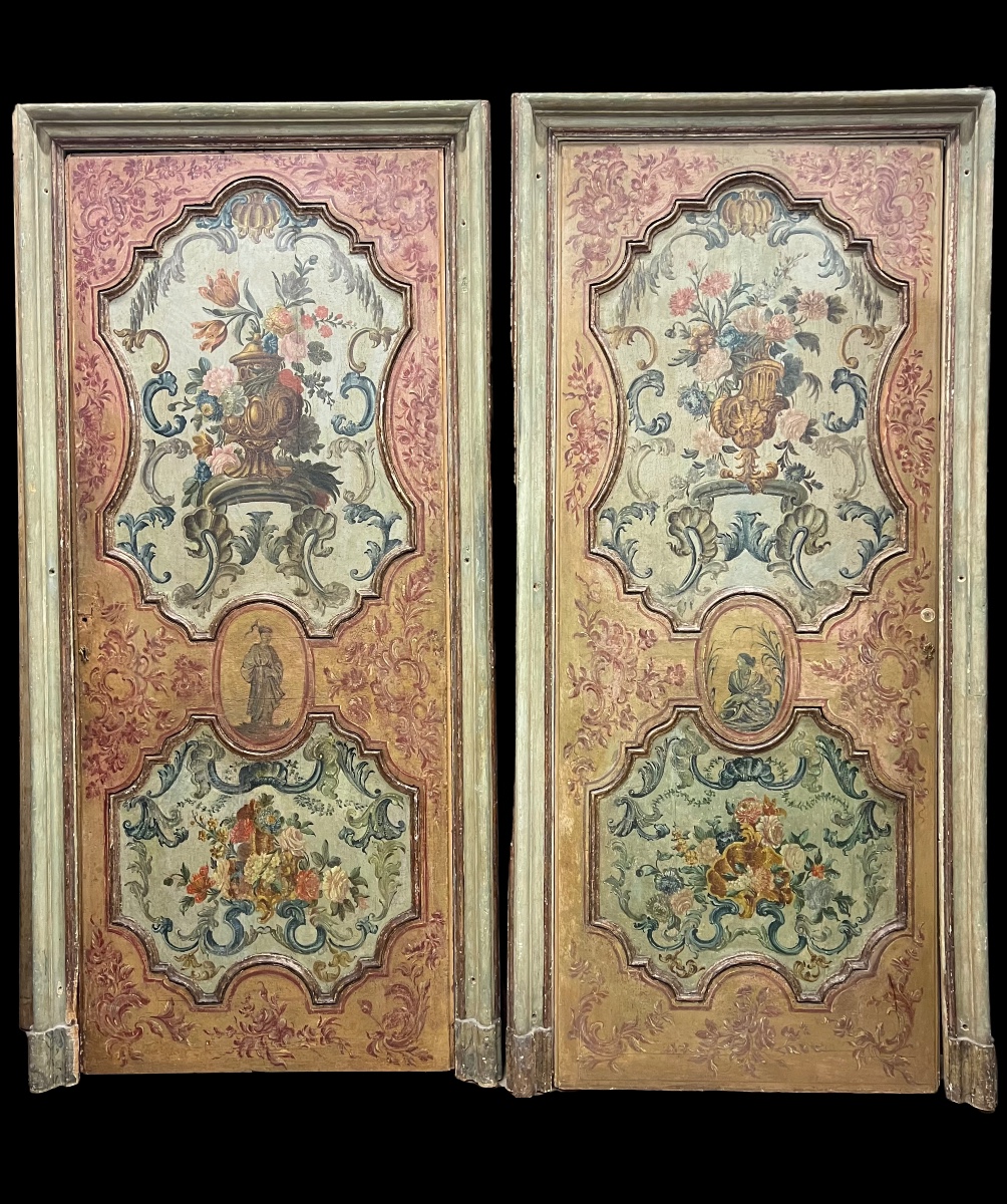 Coppia di porte dipinte
