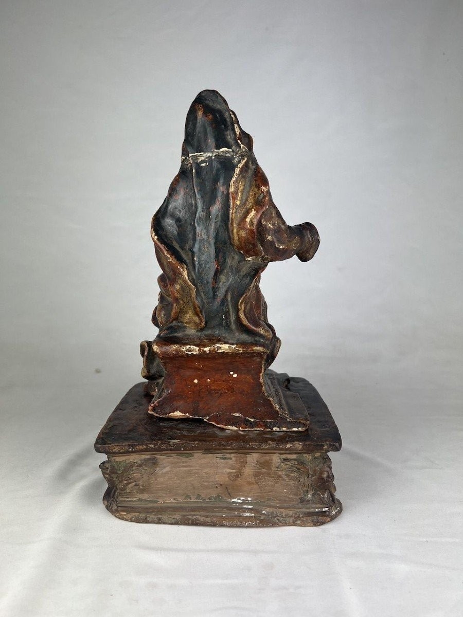 Gruppo in terracotta dipinta di ambito emiliano poggiante su base anch'essa in terracotta con t-photo-4