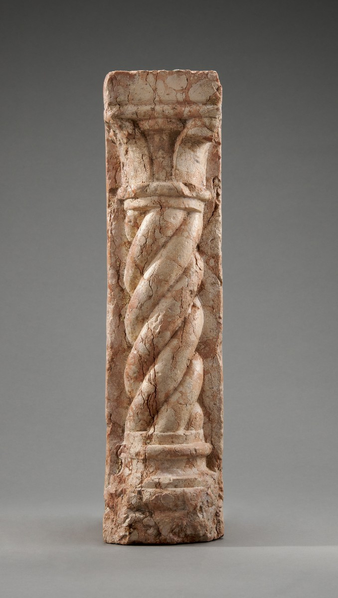 lesena con colonna tortile in marmo rosso di Verona-photo-4