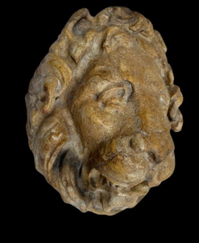Mascherone da fontana in marmo giallo -photo-4