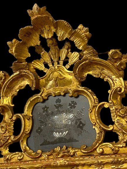 Specchiera veneziana in legno intagliato e dorato ( minimi restauri ai fregi laterali )-photo-3