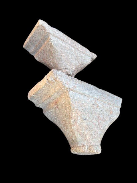 2 capitelli in marmo rosa di Verona-photo-4