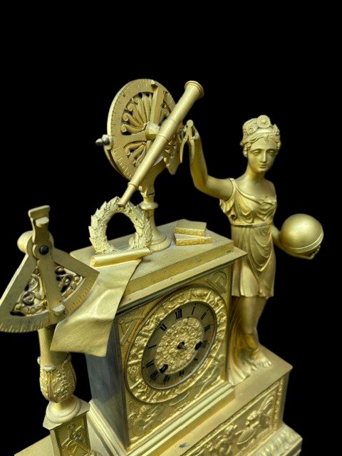 Orologio in bronzo dorato (meccansimo da revisionare ) -photo-2