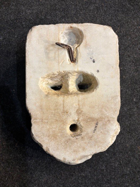 Mascherone da fontana in marmo bianco-photo-1