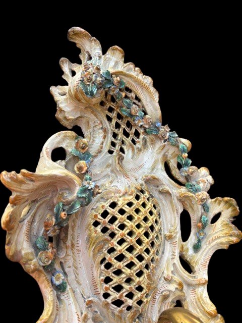 Applique in ceramica policroma con braccio in bronzo-photo-3
