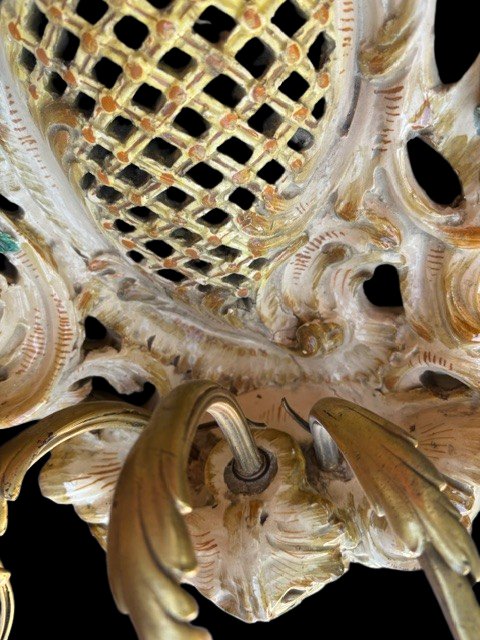 Applique in ceramica policroma con braccio in bronzo-photo-1