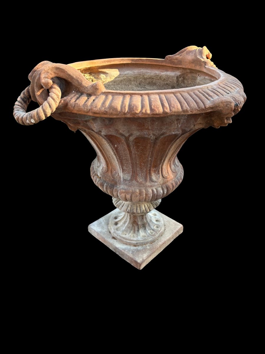 Vaso toscano in terracotta con anelli